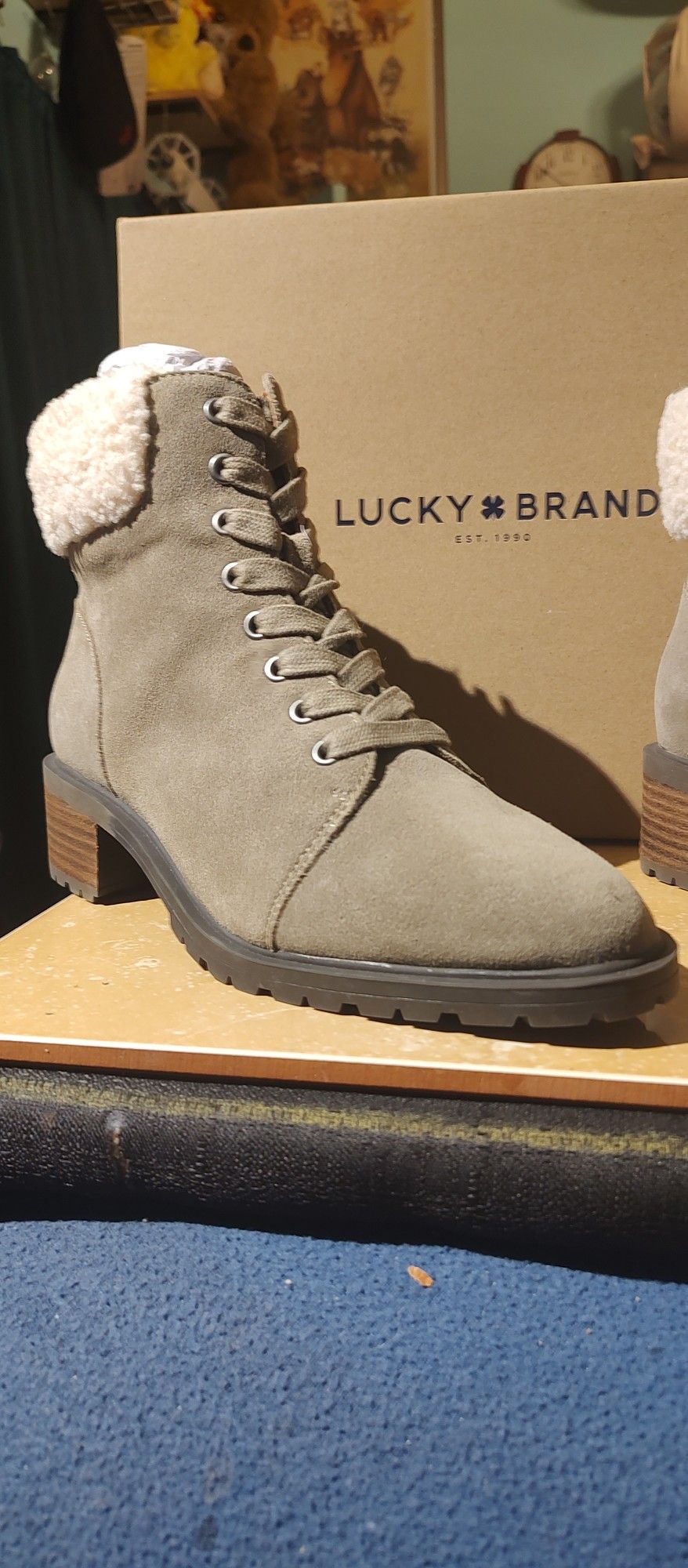 Lucky Brand
Women's Jacenia Lace-Up Boots Sz.9