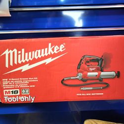 Milwaukee Grease Gun 2 Speed M18 