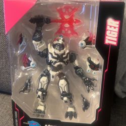 ULTIMATE MrBeast Lab Platinum Series Tiger Battle Titan  Collector Figure 6.5"