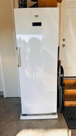 Upright Freezer White