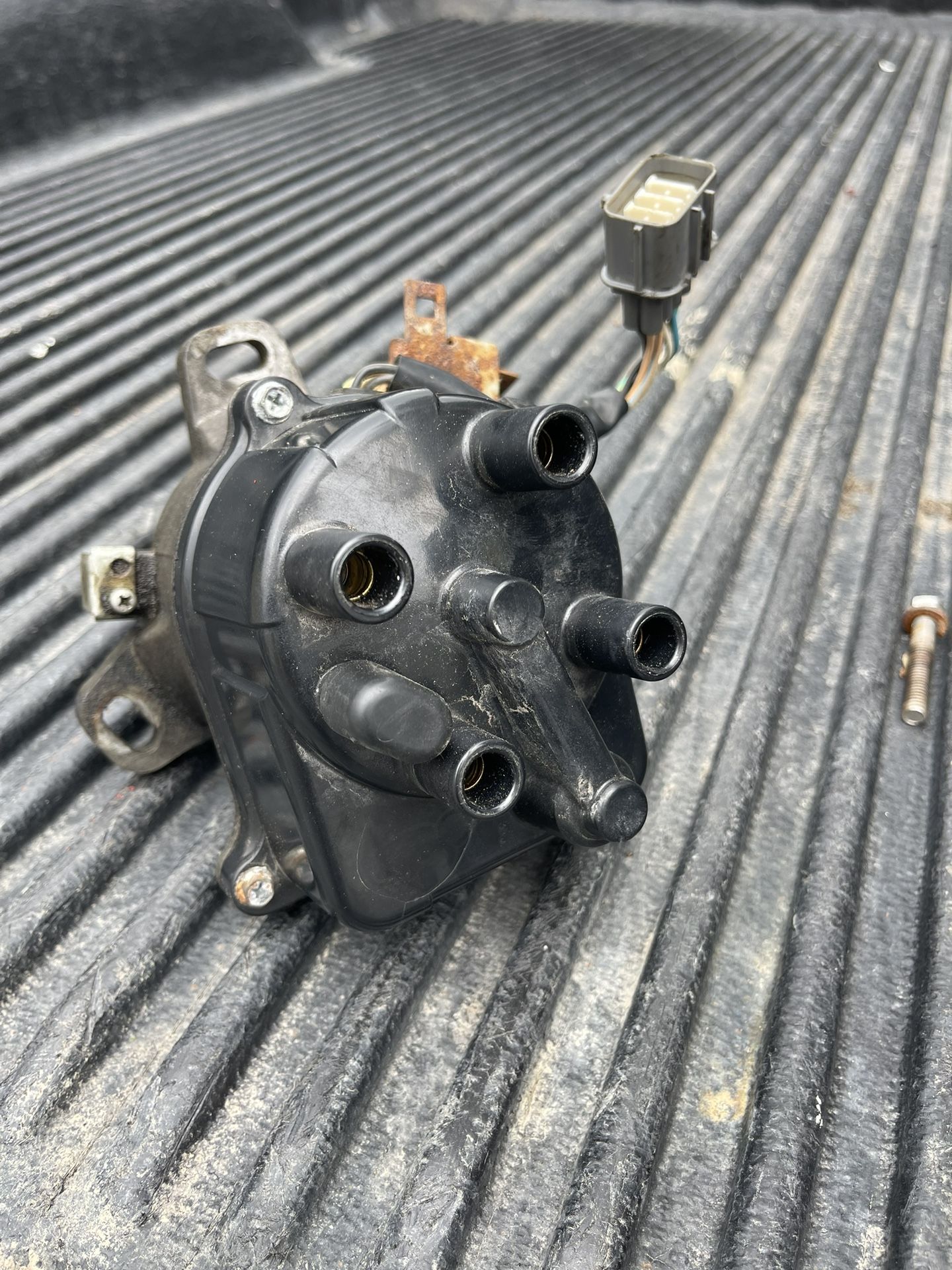 Honda Civic Distributor 99-00 OEM