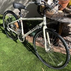 Barely Used, Great Condition: Jamis Commuter 4.0 Bike