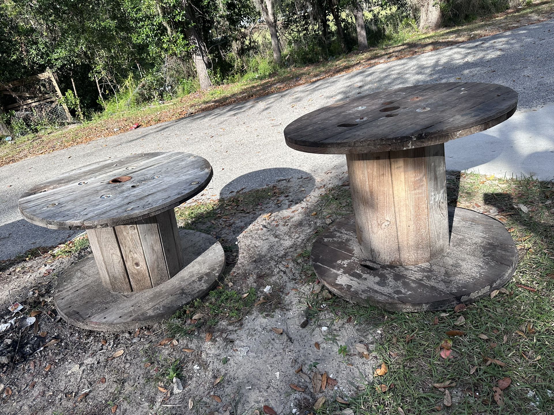 Free 10 Fold Up Chairs And Wooden Cable Reels