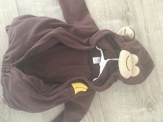 2 baby Halloween costumes for $15 ( excellent condition )