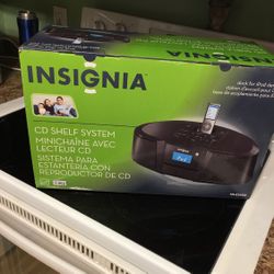 Insignia am fm ipod book case radio