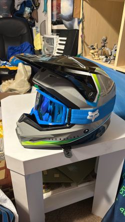 Fly Racing helmet and fox goggles