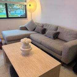 West Elm Sofá 