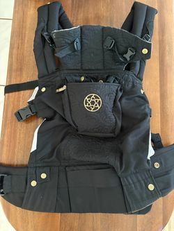 LÍLLÉbaby Complete Embossed Baby Carrier - Black and Gold