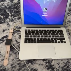 MacBook Air 13’ And Gold Apple Watch SE 40