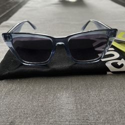 Quay Call shots sunglasses 