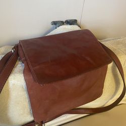 Vera Pelle Leather Hand Bag
