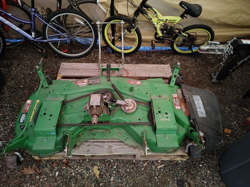 John Deere Attachment To Cut The Grass