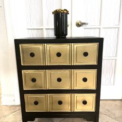 Nightstand/End Table