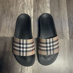Men burberry slides