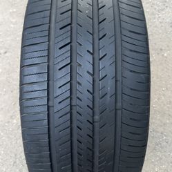 Atlas 275/30/24  (1) Tire