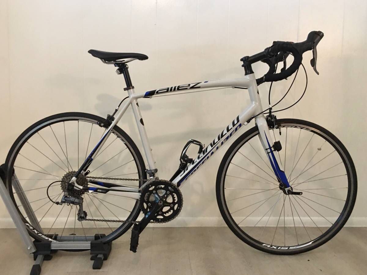 58cmm, Gorgeous SPECIALIZED Allez Road Bike ~5’11”-6’3” Comes w/ Extra