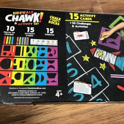 Chuckle & Roar Sidewalk CHAWK! & Activity Set