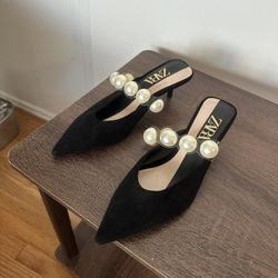 Zara Size 39 Shoes_91607