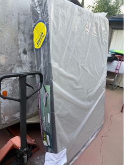 Full size box spring new