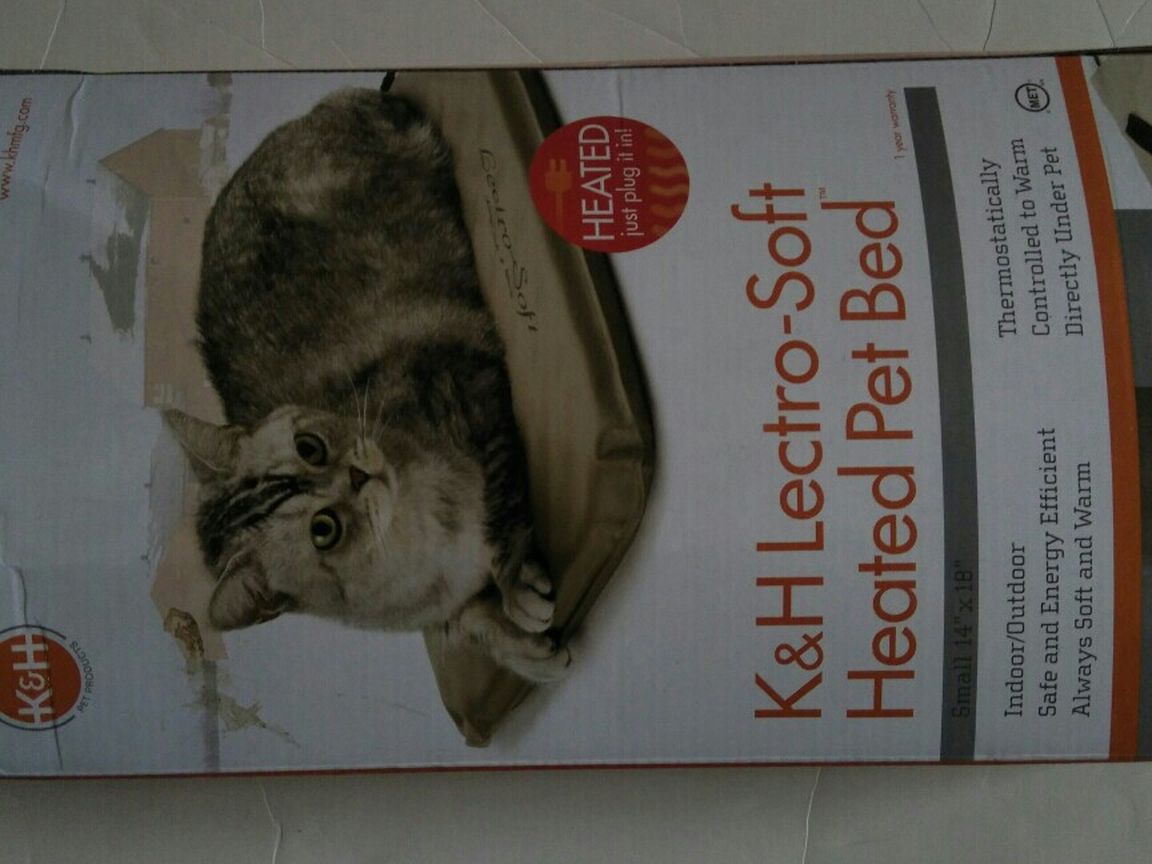 K&H Pet Lectro Soft Heated Pet Bed 14x18 open box