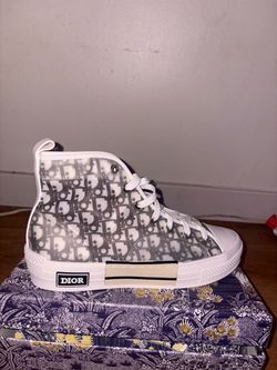 CD high top size 10.5