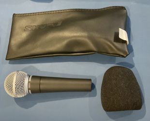 Shure SM58 Handheld Cardioid Dynamic Microphone w/ Carrying Pouch & Windscreen/Mic Cover