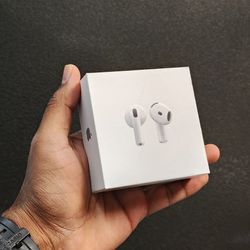 Apple AirPods 4 totalmente nuevos: oferta especial por pago en efectivo a $129.