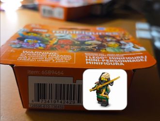LEGO minifigures Series 29 - Mysterious Ronin