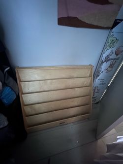 Ecr 4 kids bookshelf