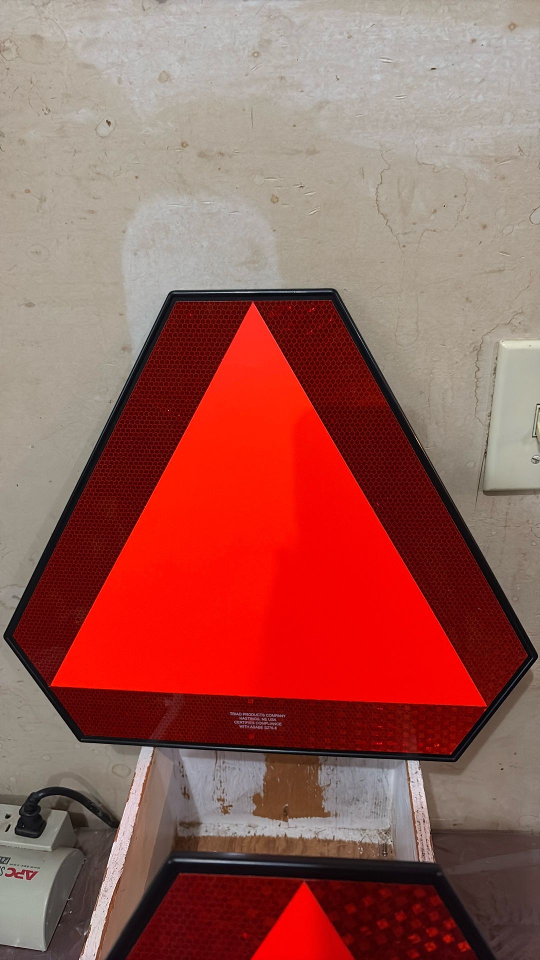 Driveway Marker/Slow Moving Vehicle Signs