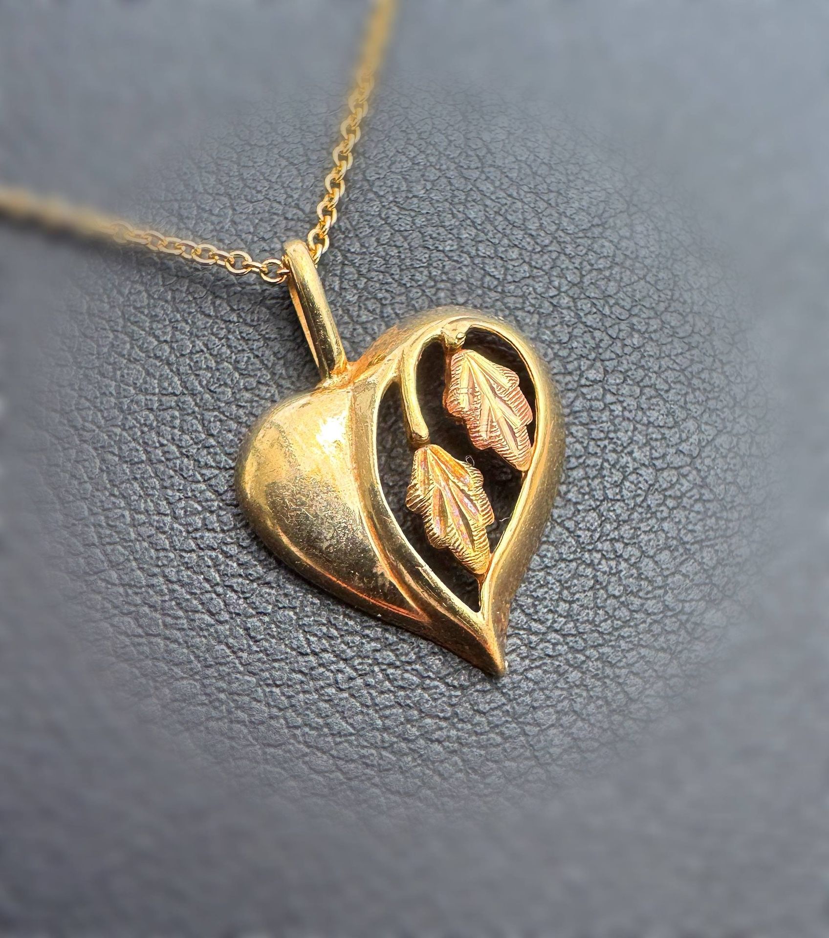 Jewelry 10k solid two tone yellow gold heart leaves 🍂 Pendant charm