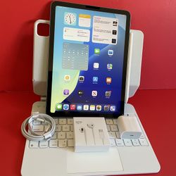 Apple IPad Air 5th Generation (10.9” Liquid Retina/ M1 chip / 2022 Model) 64GB with pen, keyboard case & Accessories (256gb $549) 
