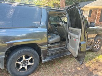 GMC Yukon Denali xl