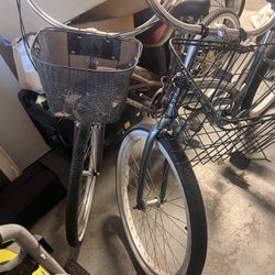 Pair of Trek Bicycles - Trek Classic & Trek Calypso - Ready To Ride - with Baskets 