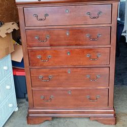 Nice Dresser & Night Stands