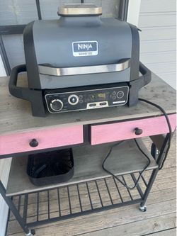 Ninja Woodfire Outdoor Grill 7 in 1 w/ Table, Flavored Pellets, and Accessories