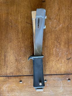 Arrow Hammer Stapler