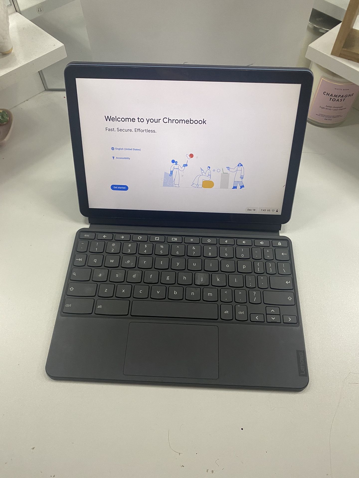 Lenovo Ideapad Duet Chromebook CT-X636F 10.1" (128GB MediaTek P60T 2.00GHz 4GB)
