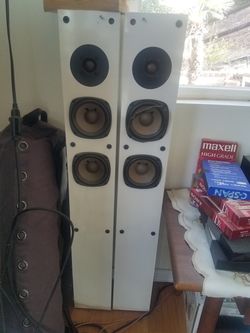 NHT VT-1 twin tower speaker pair