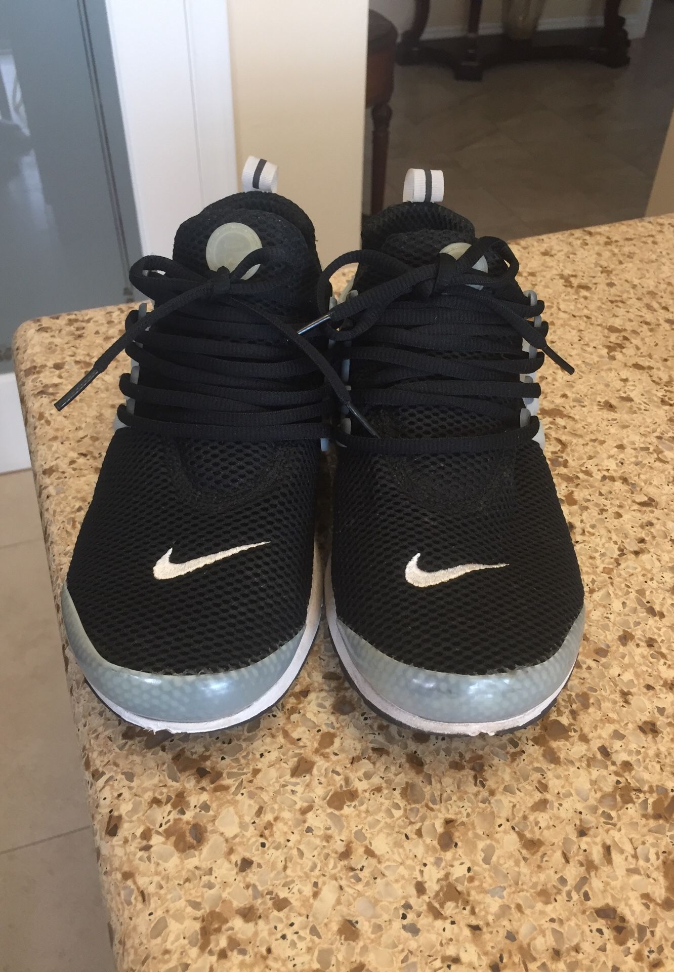 ironie gelijkheid Renderen Men's Retro Nike Air Presto Duralon Black White Neutral Gray 848132-010  Running Shoes BRS 1000 / Size 9.0 (Porter Ranch Ca) for Sale in Porter  Ranch, CA - OfferUp