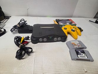 Nintendo  64 nu-001 with games controller