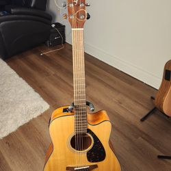 Yamaha Acustic Guitar 
