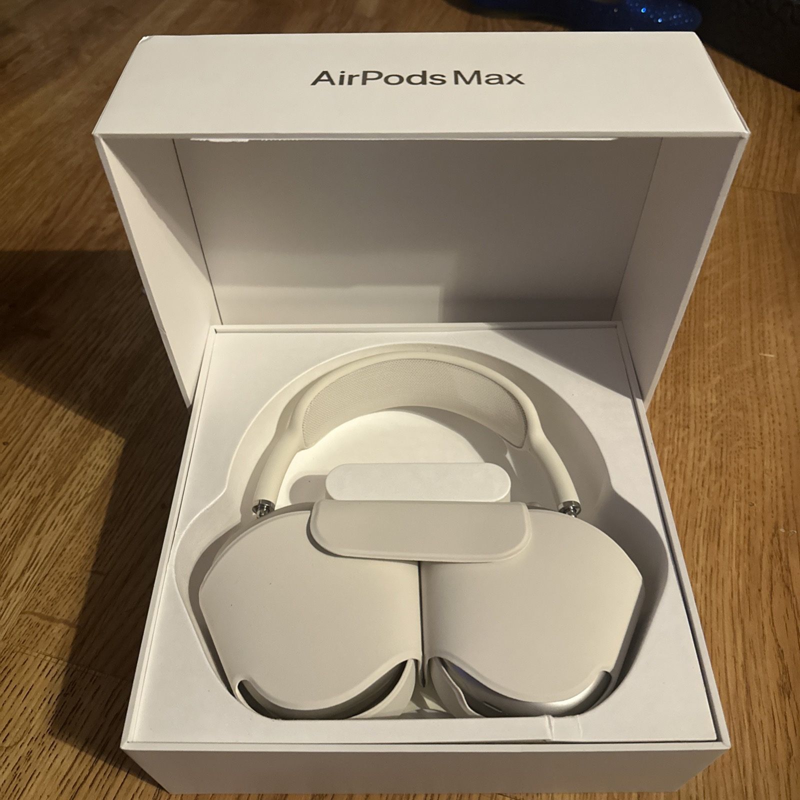 AirPods Max Starlight (Open Box)