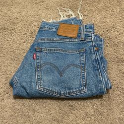 Women’s Levi Jeans - Wedgie Straight