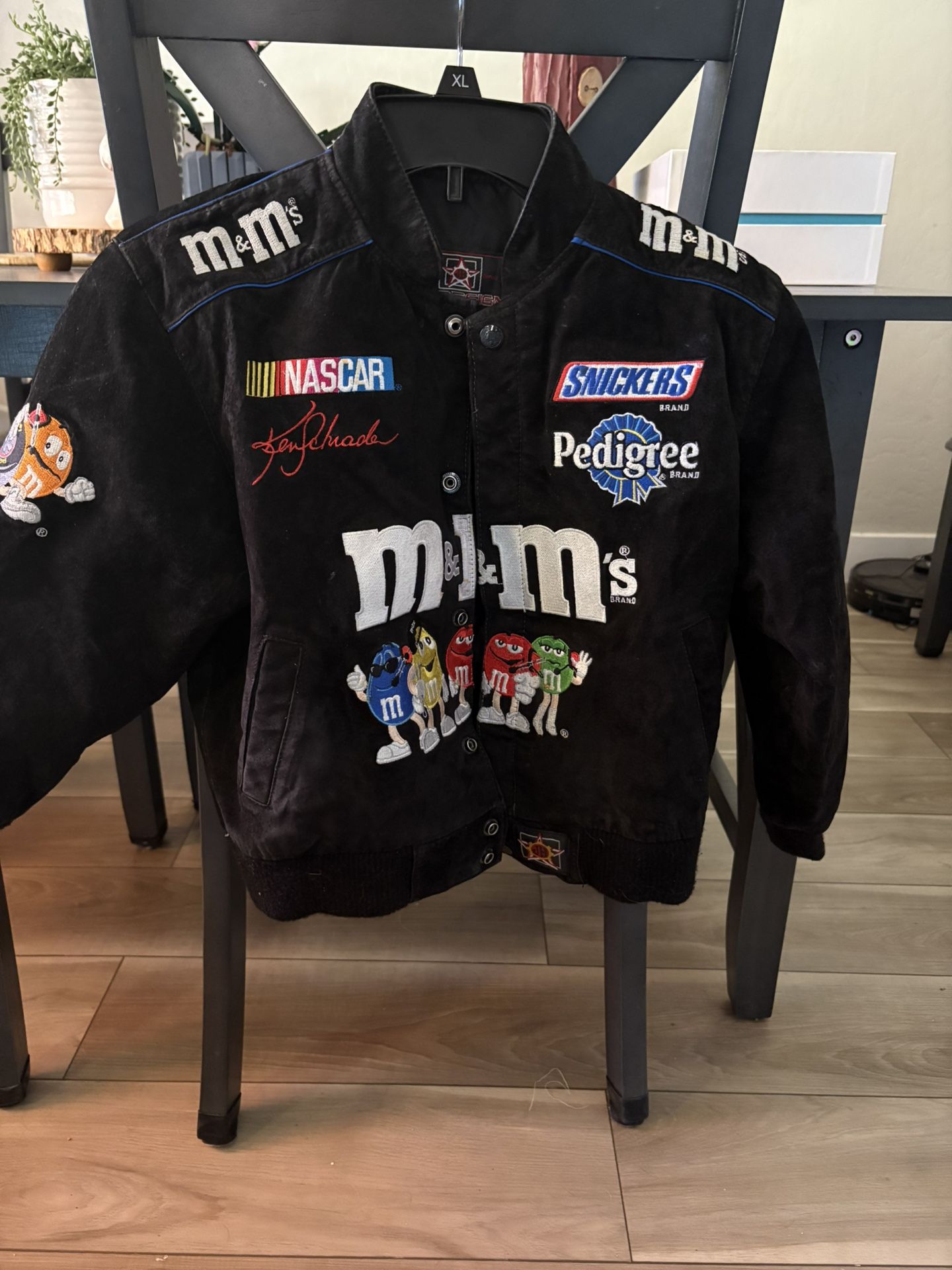 Vintage M&M NASCAR Black Jacket Printing Jacket The M&M Team Racing Jacket is a sleek, high-performance piece of apparel designed for motorsport enth