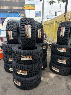 33/12.50/20 Arroyo Rugged Terrain Tires