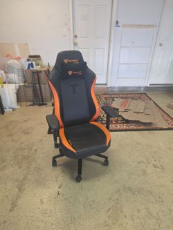 Secret labs Titan gaming chair