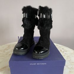 Stuart Weitzman suede, leather, fur & rubber winter boots size 8. Never worn