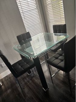 Black/Silver dining room set
