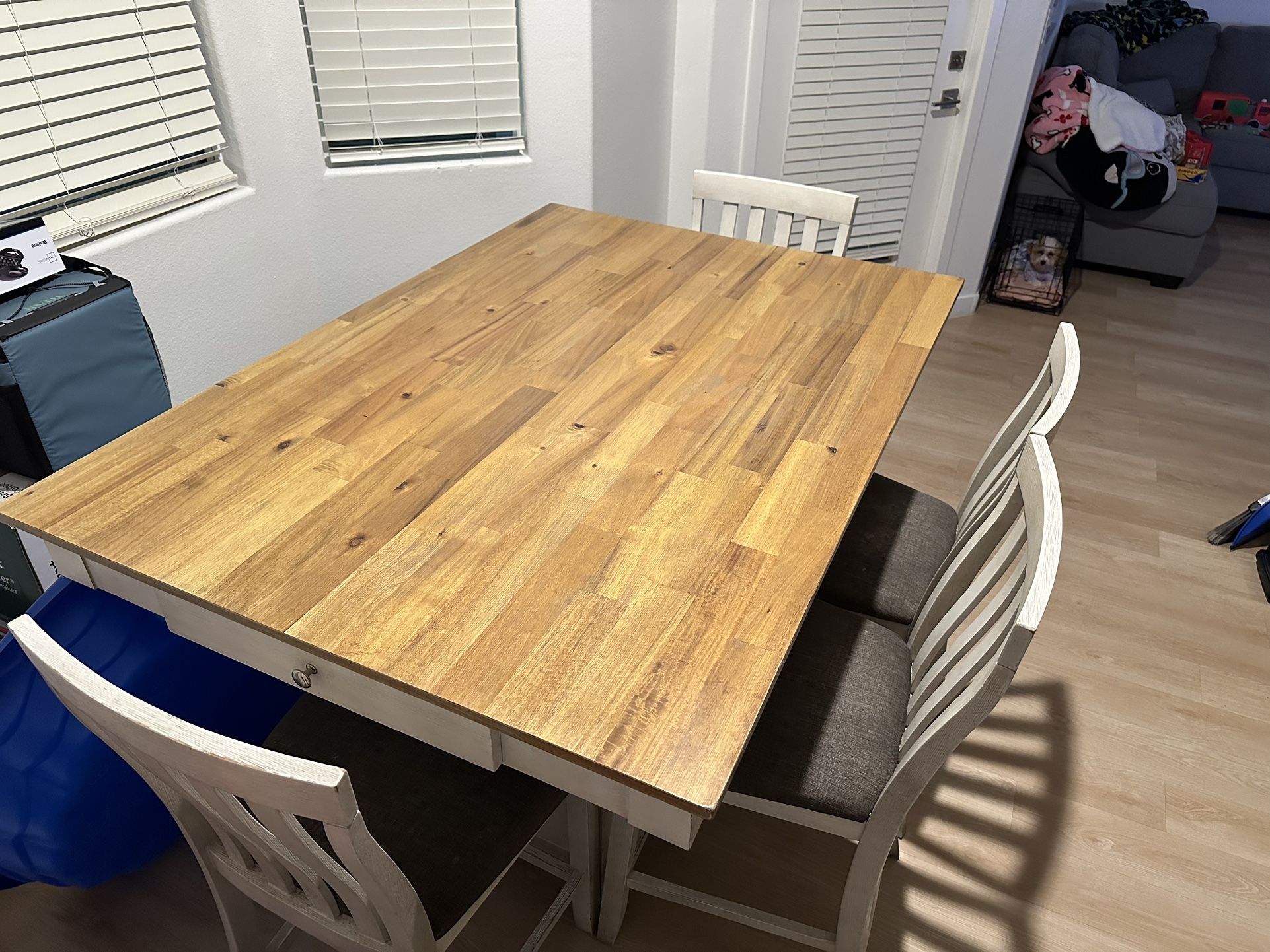 FREE!!! Dinning Table